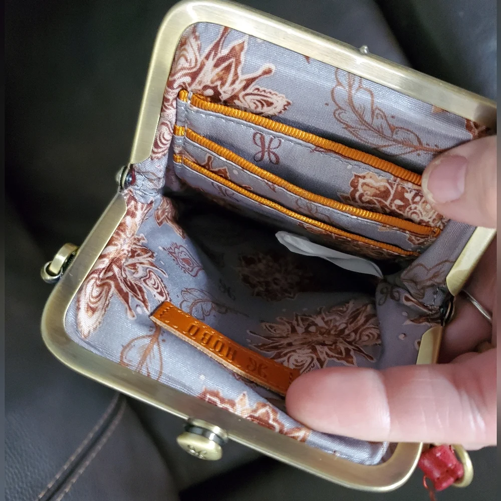 HOBO Melody Crossbody Bag Leather Cardinal Wristlet Shoulder bag EUC - Picture 5 of 8